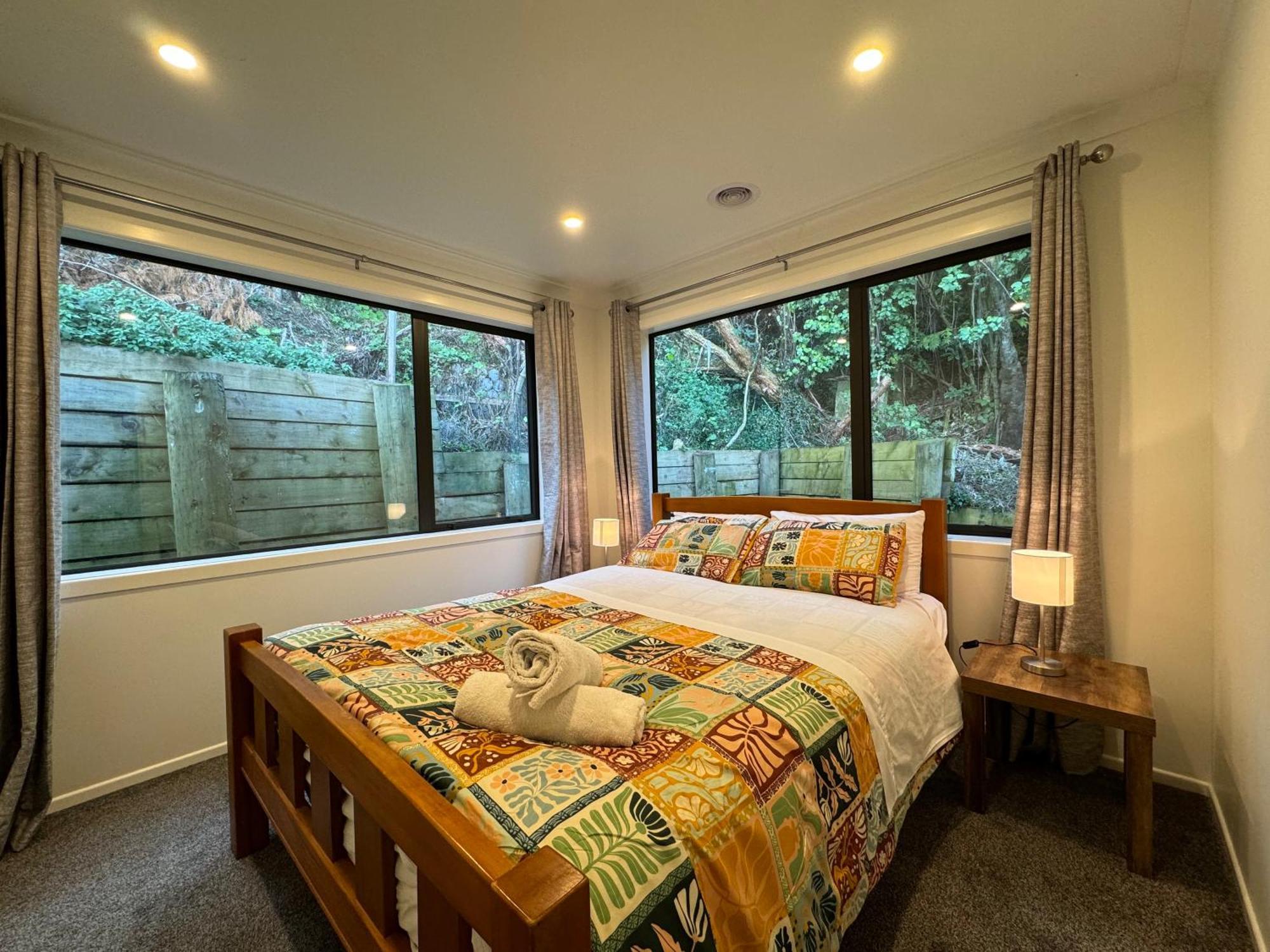 No Party Allowed, Entire Brand New 3 Bedroom Townhouse, Free Unlimited Fibre Wifi And Free Parking Wellington Exterior foto